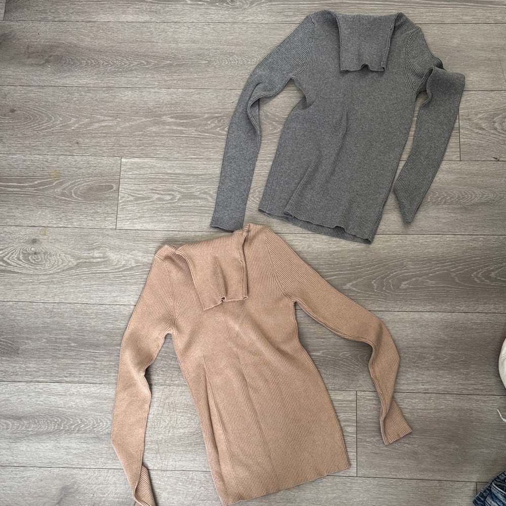 Gray and Tan Women's Turtle Neck Set
